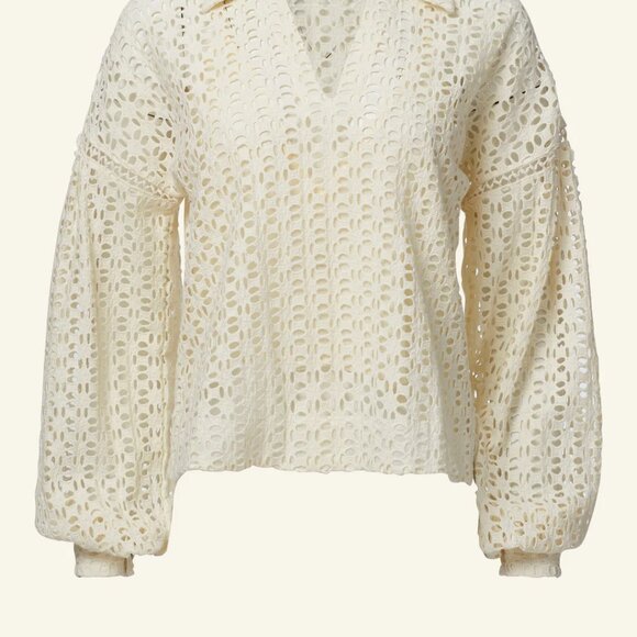 Dylan Clover Eyelet Top - Picture 3 of 5